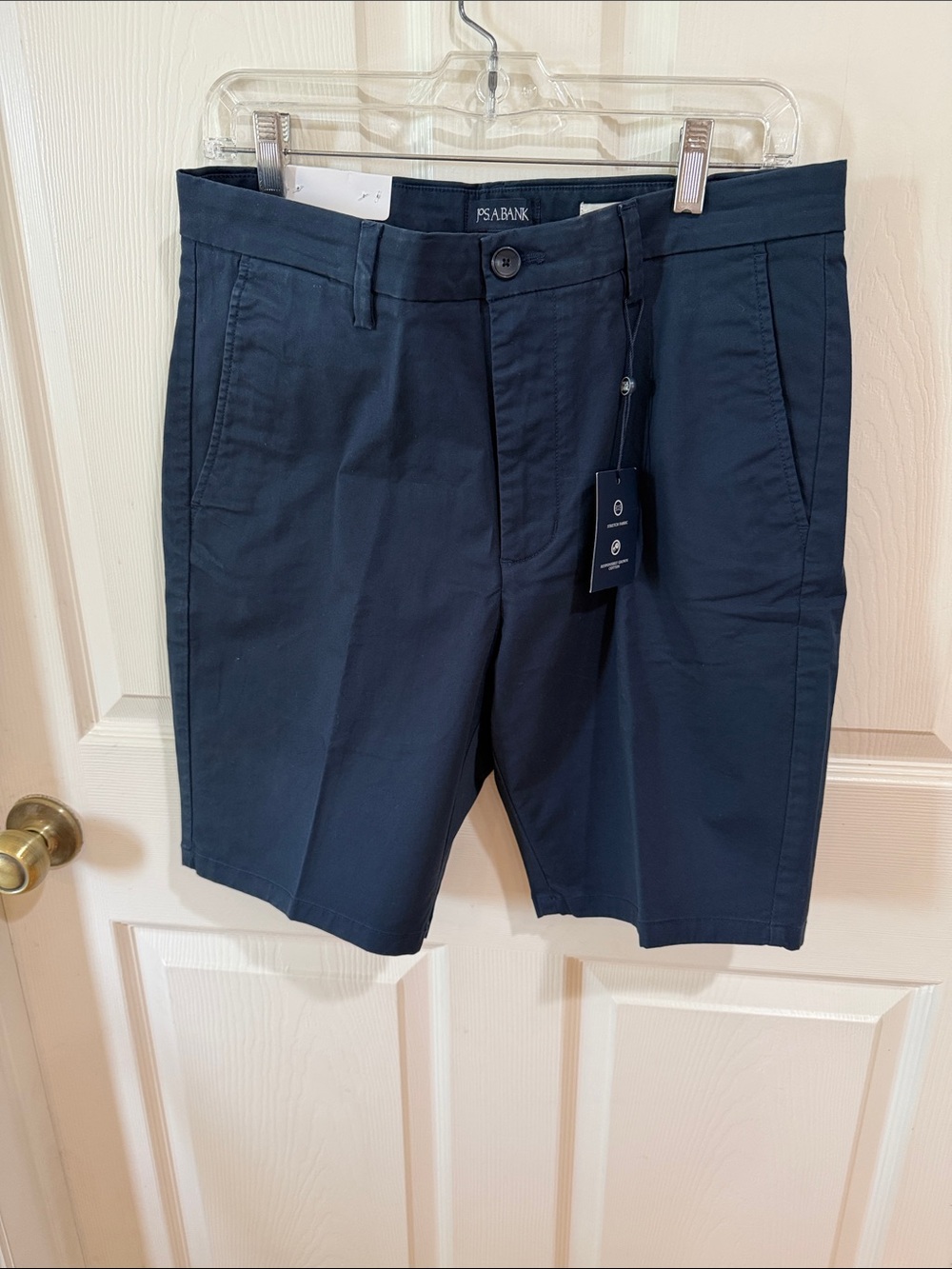 Jos. A. Bank Navy Flat-Front Men’s Shorts Sz 30.  NWT